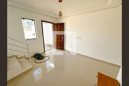 Sala de casa para alugar com 2 quartos, 100m² em São João do Rio Vermelho, Florianópolis