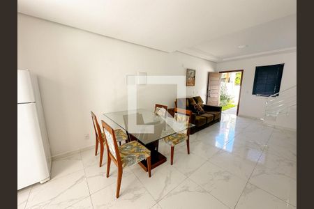 Sala de Jantar de casa para alugar com 2 quartos, 100m² em São João do Rio Vermelho, Florianópolis