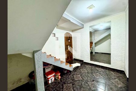 Antesala de casa para alugar com 4 quartos, 120m² em Parque Continental Ii, Guarulhos