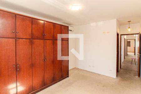 Suíte de casa à venda com 3 quartos, 182m² em Parque Novo Mundo, São Paulo