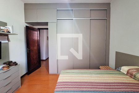 Quarto 1 de apartamento para alugar com 2 quartos, 70m² em São Domingos, Niterói