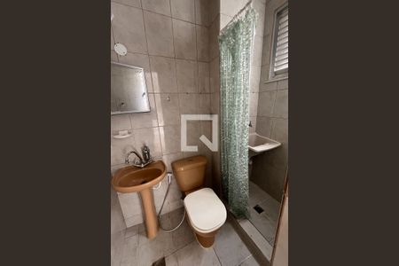 Banheiro de kitnet/studio à venda com 1 quarto, 18m² em Jardim Guanabara, Rio de Janeiro