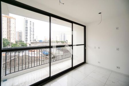 Sala quarto e cozinha de kitnet/studio à venda com 1 quarto, 23m² em Vila Azevedo, São Paulo