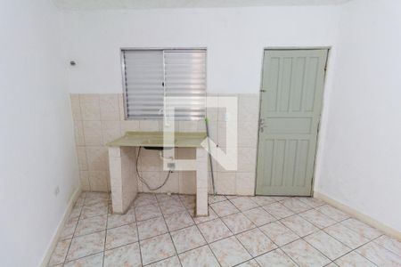 Sala/Cozinha de casa para alugar com 1 quarto, 40m² em Jardim Matarazzo, São Paulo