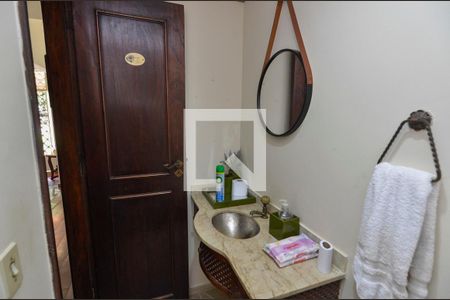Lavabo de casa à venda com 5 quartos, 694m² em Tijuca, Rio de Janeiro