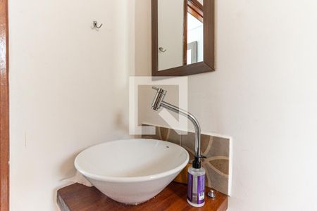 Banheiro de kitnet/studio para alugar com 1 quarto, 29m² em Vila Buarque, São Paulo