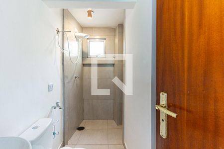 Banheiro Social de kitnet/studio para alugar com 1 quarto, 28m² em Vila Buarque, São Paulo