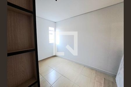 Quarto 1 de casa para alugar com 1 quarto, 35m² em Veloso, Osasco