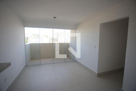 Apartamento à venda com 3 quartos, 82m² em Padre Eustáquio, Belo Horizonte