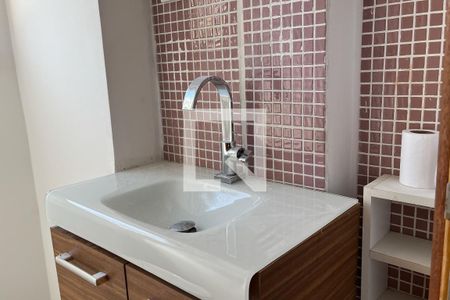 Lavabo de apartamento para alugar com 2 quartos, 115m² em José Menino, Santos