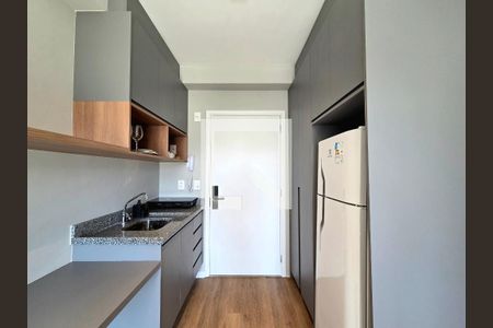 Sala/Cozinha de apartamento para alugar com 1 quarto, 32m² em Indianópolis, São Paulo
