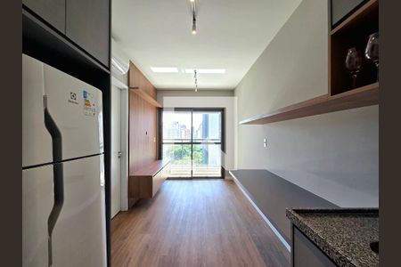 Sala/Cozinha de apartamento para alugar com 1 quarto, 32m² em Indianópolis, São Paulo