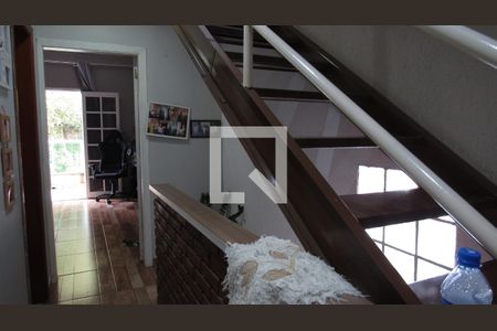 Corredor de casa à venda com 3 quartos, 246m² em Bandeiras, Osasco