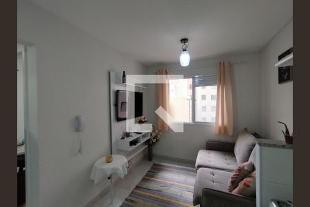 Sala  de apartamento para alugar com 2 quartos, 34m² em Parque Fongaro, São Paulo