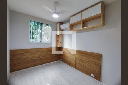 Quarto 1 de apartamento para alugar com 3 quartos, 57m² em Vargem Pequena, Rio de Janeiro