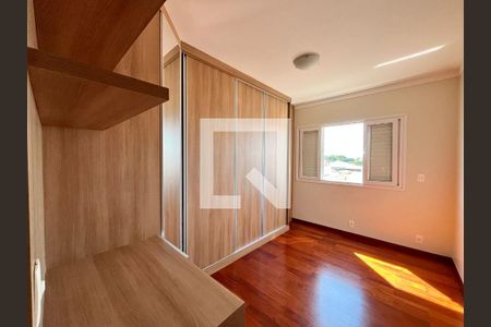 Quarto de apartamento à venda com 2 quartos, 105m² em Jardim Nova Europa, Campinas