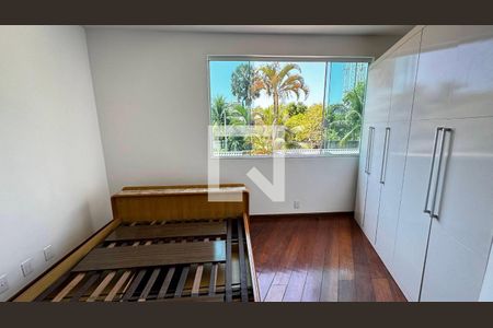 Casa à venda com 5 quartos, 333m² em Barra da Tijuca, Rio de Janeiro