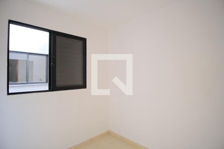 Quarto de apartamento à venda com 1 quarto, 30m² em Vila Carrão, São Paulo