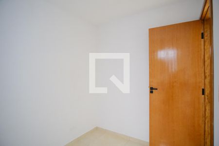 Quarto de apartamento à venda com 1 quarto, 30m² em Vila Carrão, São Paulo