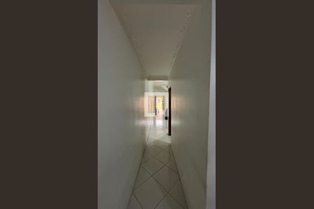 Corredor de casa à venda com 3 quartos, 218m² em Vila Camilópolis, Santo André