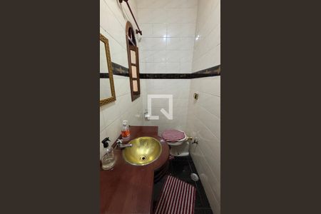 Lavabo de casa à venda com 3 quartos, 218m² em Vila Camilópolis, Santo André