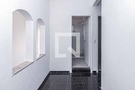 hall íntimo_1 de casa à venda com 3 quartos, 160m² em Vila Santo Estefano, São Paulo