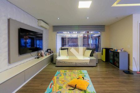 Casa à venda com 3 quartos, 245m² em Vila Lageado, São Paulo