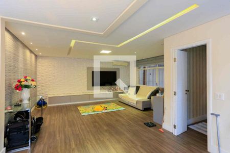 Casa à venda com 3 quartos, 245m² em Vila Lageado, São Paulo