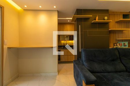 Sala de apartamento para alugar com 2 quartos, 70m² em Jardim Pioneira, Cotia