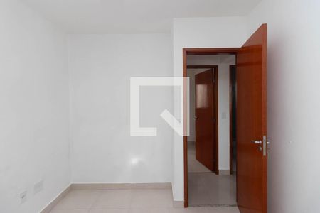 Quarto 1 de apartamento à venda com 2 quartos, 40m² em Vila Mazzei, São Paulo