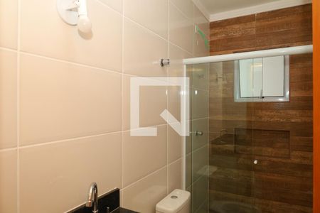 Banheiro de apartamento para alugar com 1 quarto, 35m² em Vila Rosaria, São Paulo