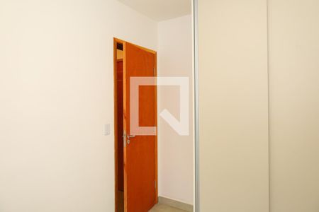 Quarto de apartamento para alugar com 1 quarto, 32m² em Vila Rosaria, São Paulo