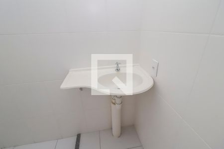 Banheiro de kitnet/studio à venda com 1 quarto, 27m² em Jardim Helena, São Paulo