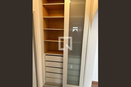 Quarto de apartamento à venda com 1 quarto, 44m² em Indianópolis, São Paulo