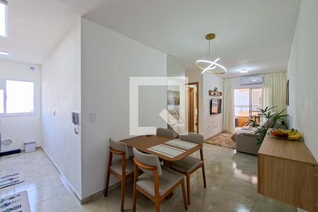 Sala de apartamento para alugar com 2 quartos, 70m² em Boqueirão, Praia Grande