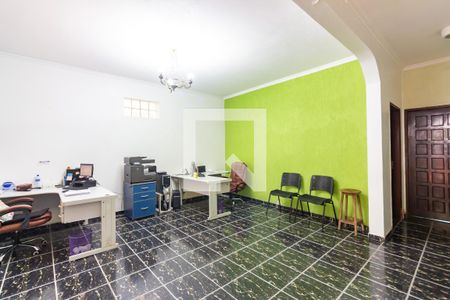 Casa à venda com 3 quartos, 250m² em Santo Antônio, Osasco