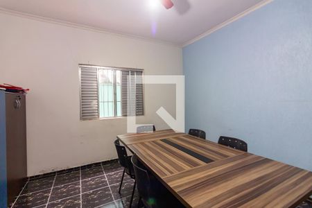 Casa à venda com 3 quartos, 250m² em Santo Antônio, Osasco