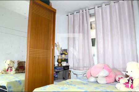 Quarto 1 de apartamento para alugar com 2 quartos, 43m² em Vista do Sol, Belo Horizonte