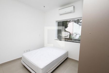 Quarto 1 de casa para alugar com 3 quartos, 360m² em Minas Brasil, Belo Horizonte