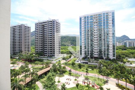 Vista de apartamento à venda com 2 quartos, 85m² em Barra da Tijuca, Rio de Janeiro