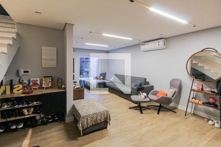 Sala de casa à venda com 3 quartos, 140m² em Brooklin, São Paulo