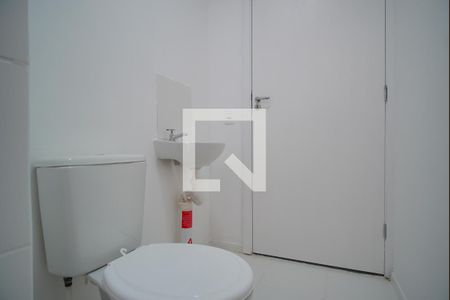 Banheiro Corredor de apartamento à venda com 2 quartos, 42m² em Rubem Berta, Porto Alegre