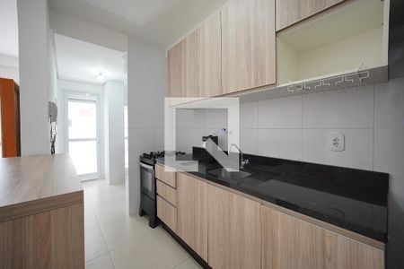 Cozinha de apartamento para alugar com 2 quartos, 76m² em Estreito, Florianópolis