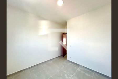 Quarto 2 de casa para alugar com 2 quartos, 65m² em Parque Mikail, Guarulhos