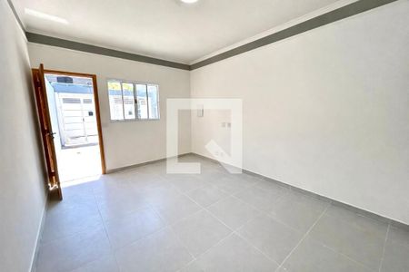 Sala de casa para alugar com 2 quartos, 65m² em Parque Mikail, Guarulhos