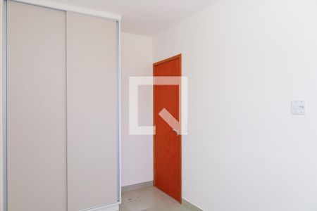 Quarto 1  de apartamento para alugar com 1 quarto, 32m² em Vila Rosaria, São Paulo