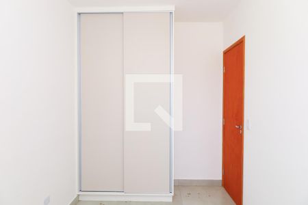 Quarto 1  de apartamento para alugar com 1 quarto, 32m² em Vila Rosaria, São Paulo