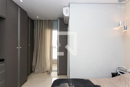 Suíte de casa à venda com 3 quartos, 215m² em Vila Jaguara, São Paulo