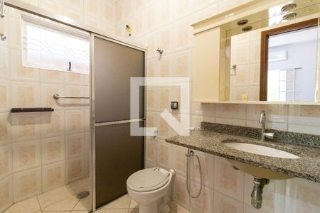 Banheiro da Suíte de casa para alugar com 3 quartos, 300m² em Cidade Universitária, Campinas