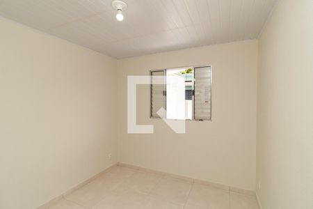 Quarto de casa para alugar com 3 quartos, 200m² em Vila Nilo, São Paulo